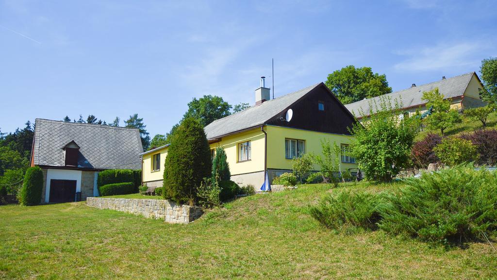 Guest House Kuks Exterior photo