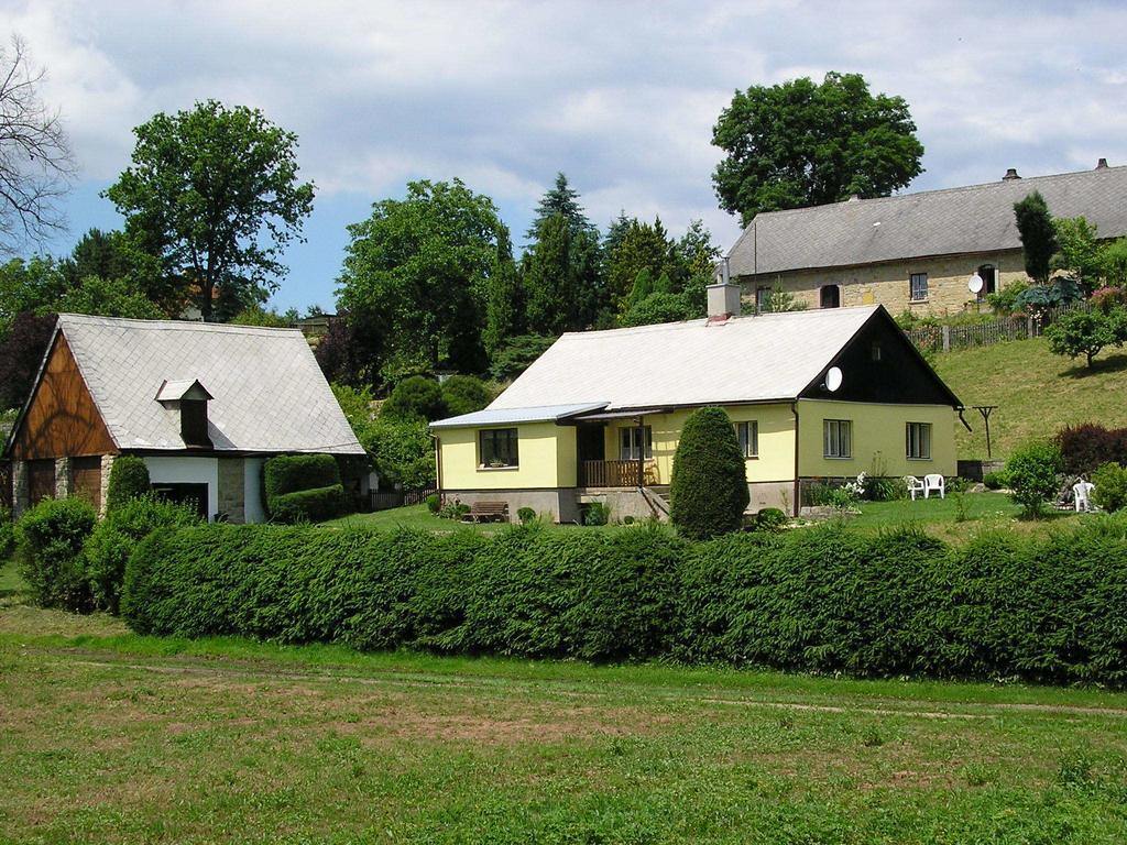Guest House Kuks Exterior photo